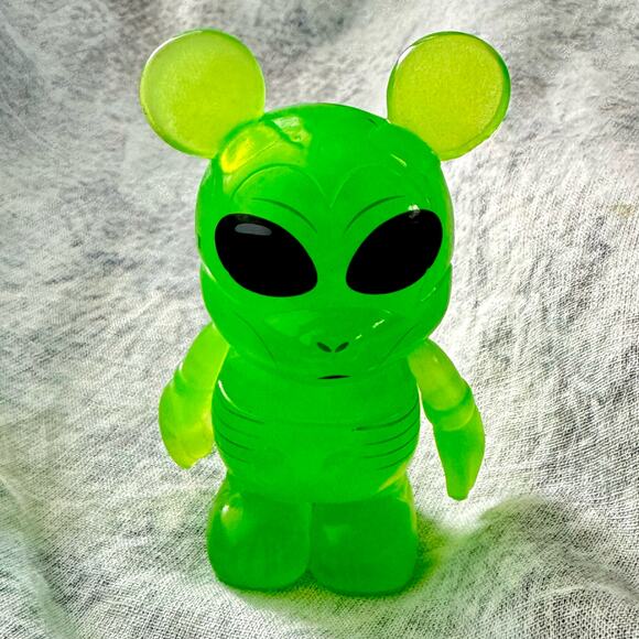 Disney Vinylmation Urban Series 7 3" Clear Green Alien - Picture 2 of 8